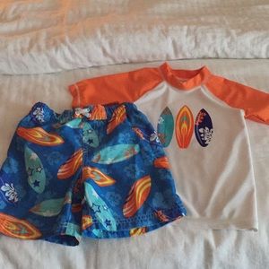 🏄🏻 Swimsuit and Matching Top